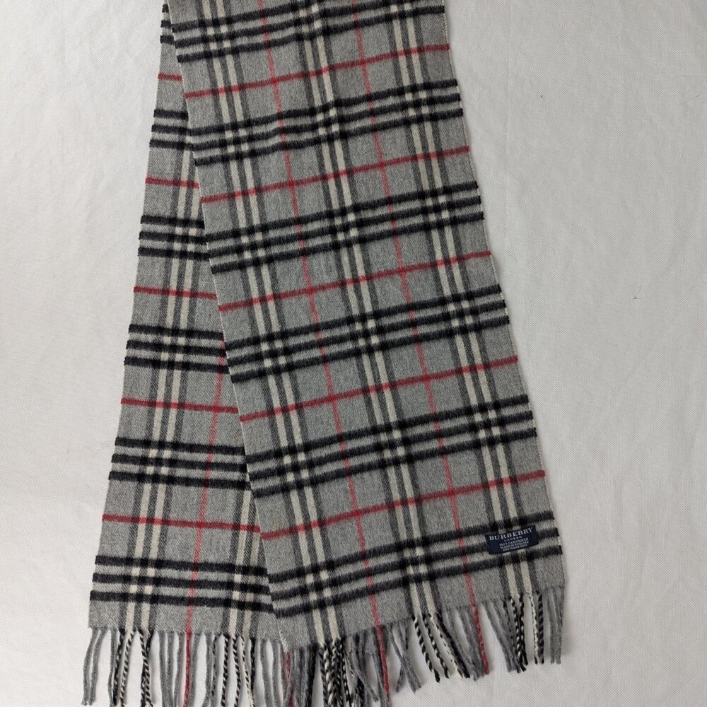 Burberry Cashmere Scarf Gray | Unisex | Timeless Check | Used Excellent
